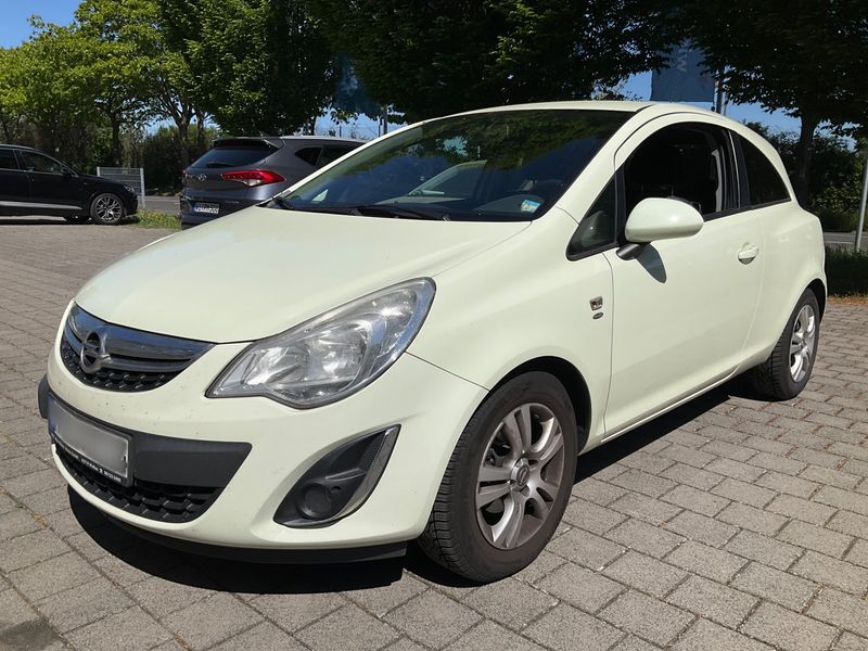 Opel Corsa 1.4 Satellite 2011 – снимка 1