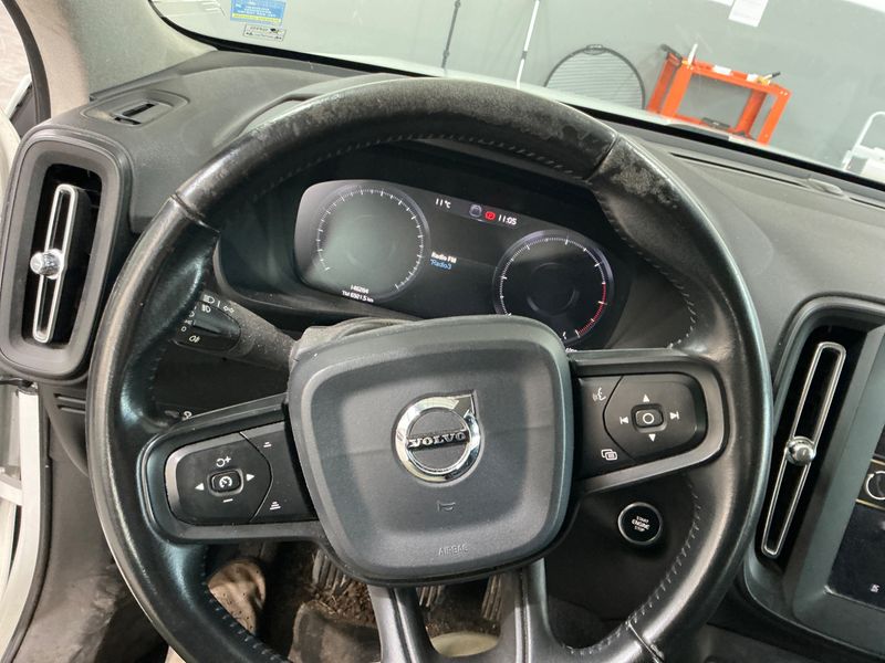 Volvo XC40 2.0 D3 2WD 2019 – снимка 27
