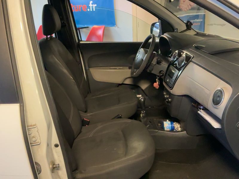 Dacia Lodgy 1.5 dCi Diesel Laureate 2012 – снимка 16