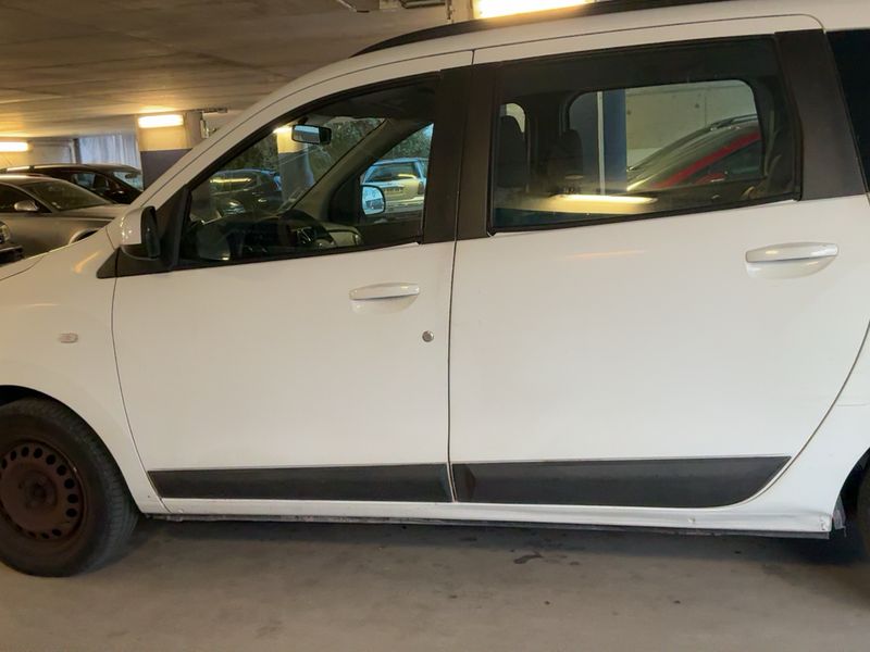 Dacia Lodgy 1.5 dCi Diesel Laureate 2012 – снимка 4