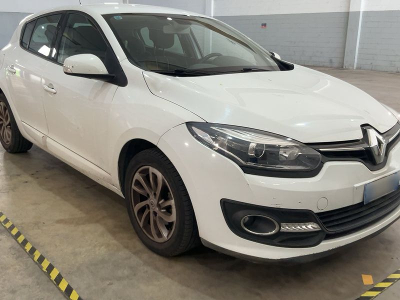 Renault Megane 1.5 dCi GT-Style 2014 – снимка 12