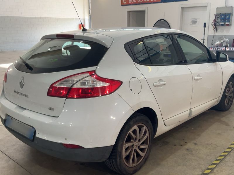 Renault Megane 1.5 dCi GT-Style 2014 – снимка 8