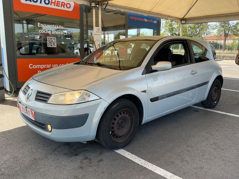 Renault Megane 1.6 Expression Confort 2004 – снимка 1