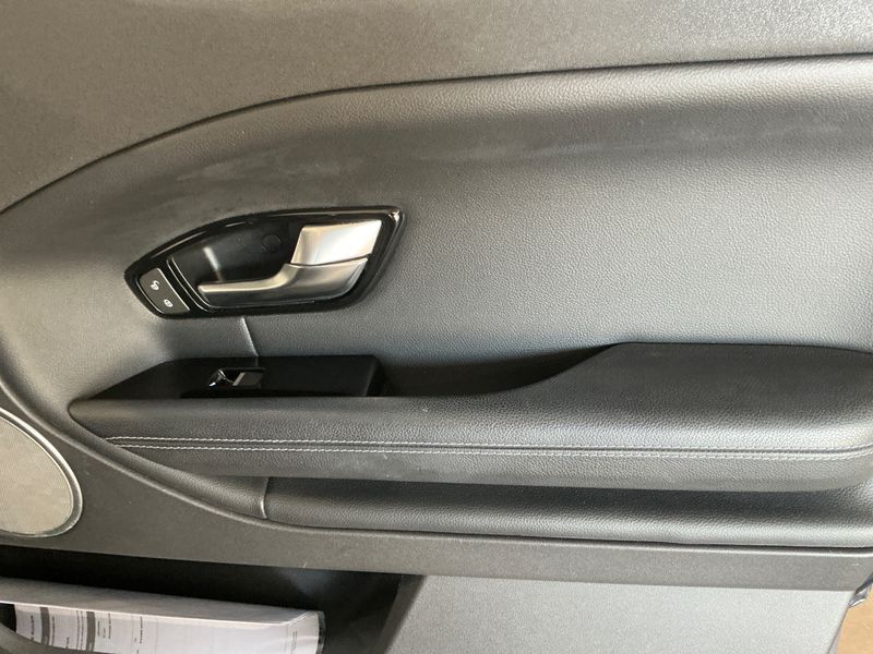 Land Rover Evoque 2.0 Sd4 SE Dynamic 2018 – снимка 27