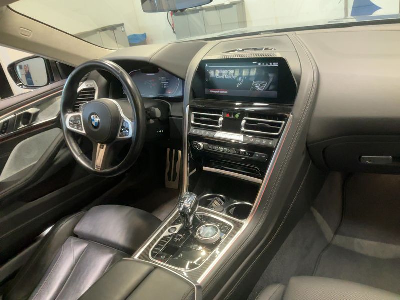 BMW 8er M850i xDrive 2021 – снимка 17