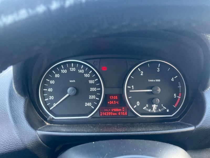BMW 1er 118d 2008 – снимка 4