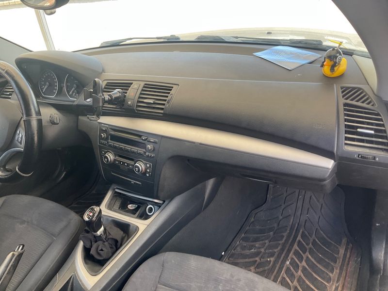 BMW 1er 118d 2008 – снимка 16