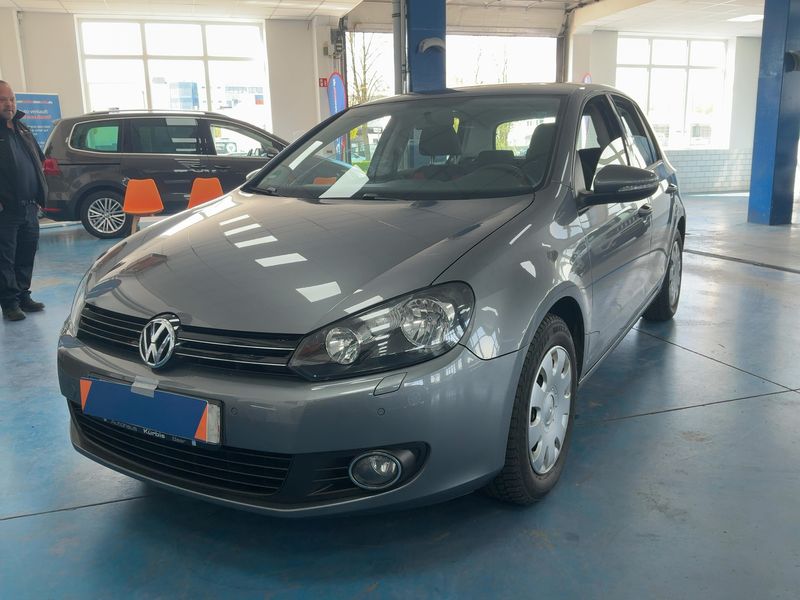 Volkswagen Golf VI 1.6 Comfortline 2009 – снимка 1
