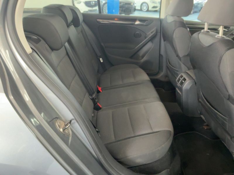 Volkswagen Golf VI 1.6 Comfortline 2009 – снимка 19