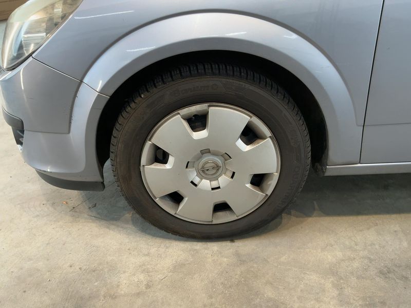 Opel Astra 1.6 Edition 2005 – снимка 3