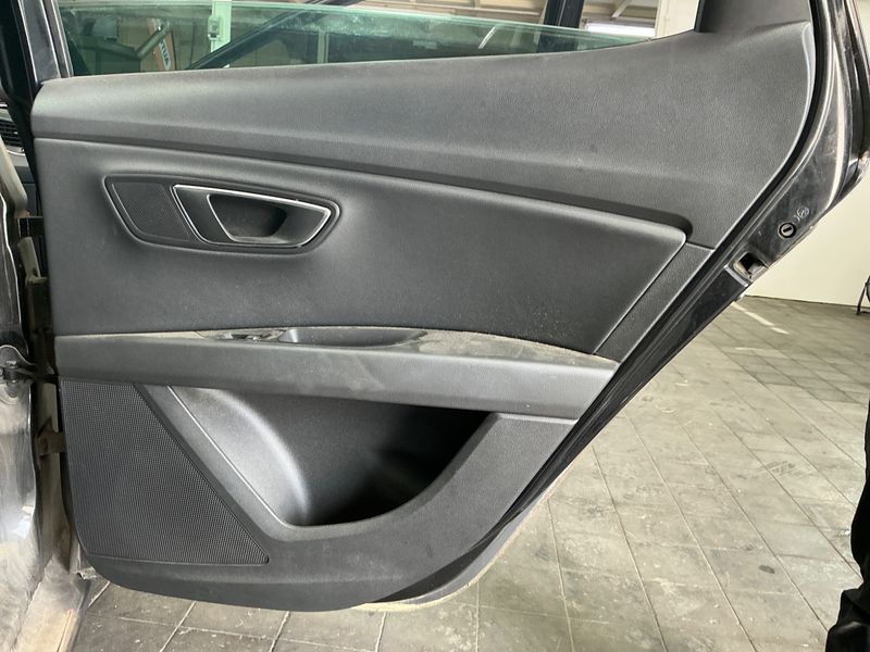 Seat Leon 1.4 TSI Style Connect 2015 – снимка 32