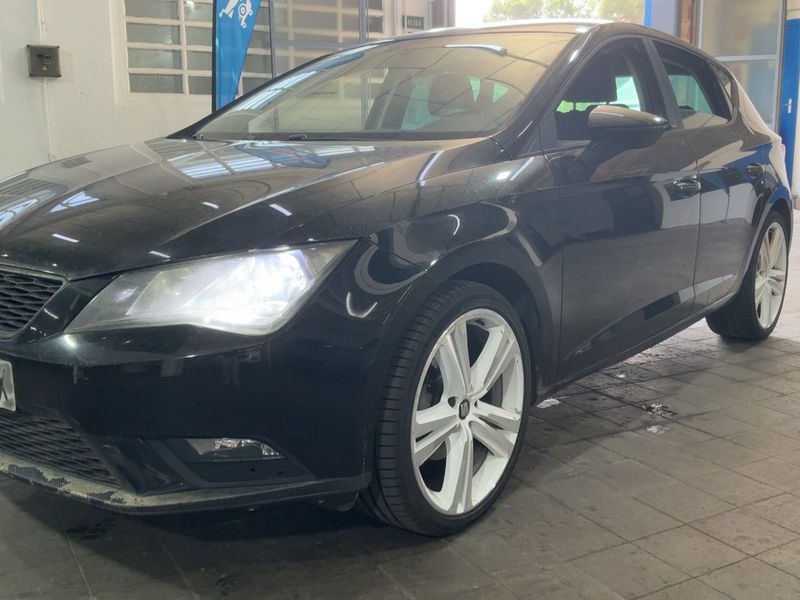 Seat Leon 1.4 TSI Style Connect 2015 – снимка 2