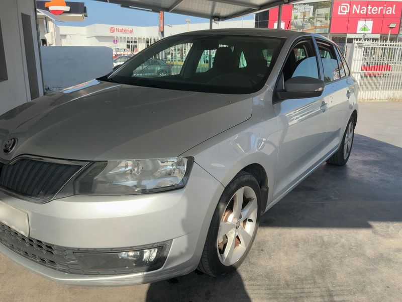 Skoda Rapid Spaceback 1.4 TDI Ambition 2016 – снимка 1