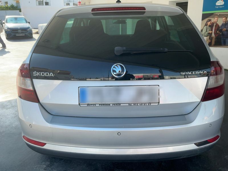 Skoda Rapid Spaceback 1.4 TDI Ambition 2016 – снимка 7