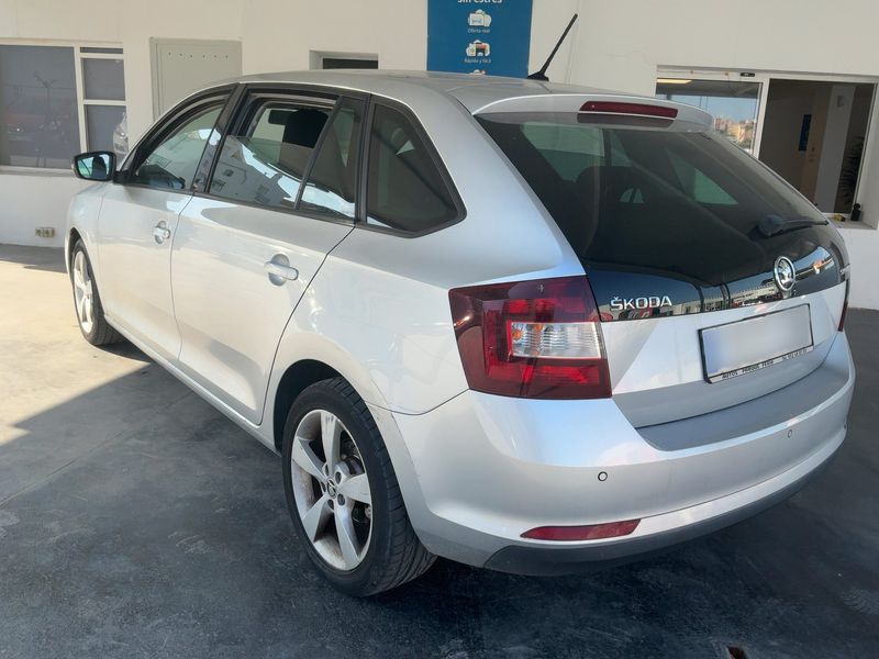 Skoda Rapid Spaceback 1.4 TDI Ambition 2016 – снимка 6