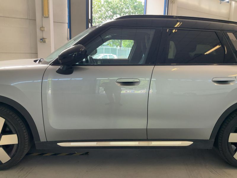 MINI Countryman Cooper SE Favoured Trim ALL4 2024 – снимка 4