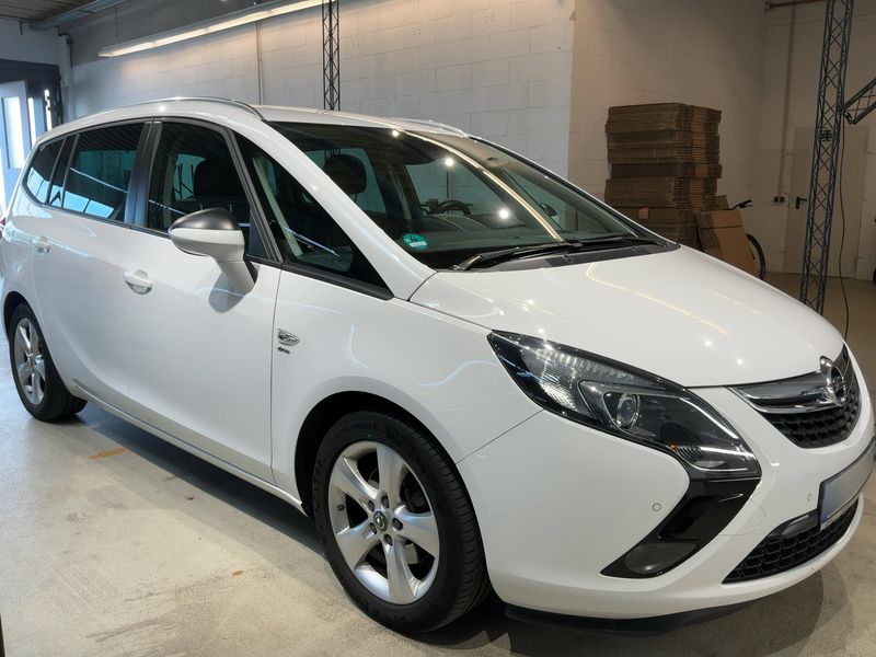 Opel Zafira Tourer 1.4 Turbo Drive 2016 – снимка 12