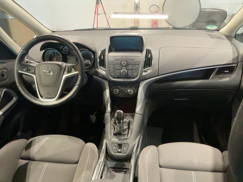 Opel Zafira Tourer 1.4 Turbo Drive 2016 – снимка 18