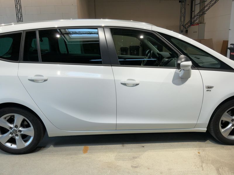 Opel Zafira Tourer 1.4 Turbo Drive 2016 – снимка 10