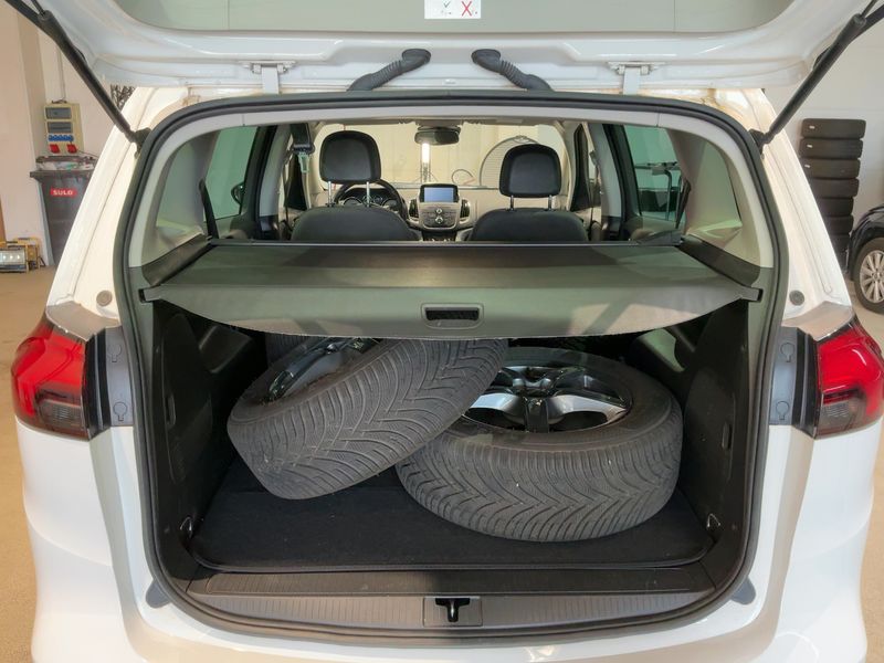 Opel Zafira Tourer 1.4 Turbo Drive 2016 – снимка 16