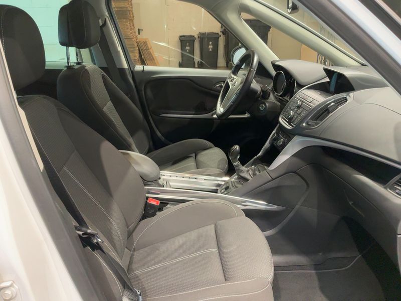 Opel Zafira Tourer 1.4 Turbo Drive 2016 – снимка 17