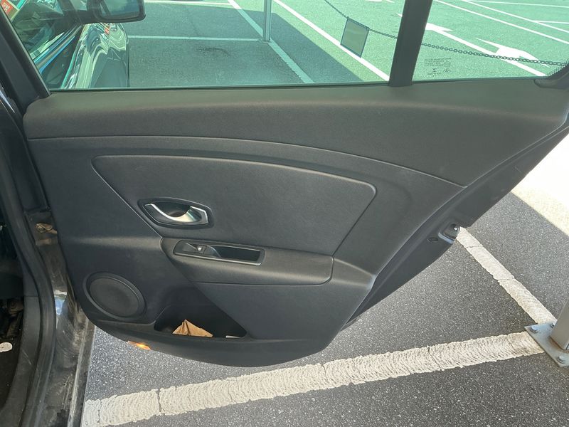 Renault Megane 1.4 TCe BOSE Edition 2010 – снимка 32