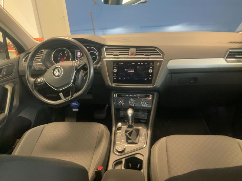 Volkswagen Tiguan 2.0 TDI Style 4Motion BlueMotion Tech 2018 – снимка 18