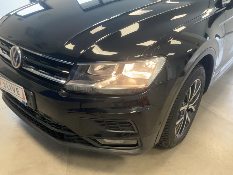 Volkswagen Tiguan 2.0 TDI Style 4Motion BlueMotion Tech 2018 – снимка 2