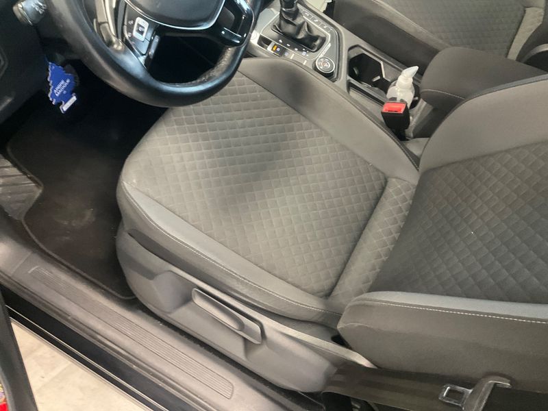 Volkswagen Tiguan 2.0 TDI Style 4Motion BlueMotion Tech 2018 – снимка 23