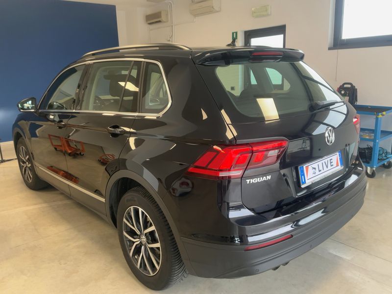 Volkswagen Tiguan 2.0 TDI Style 4Motion BlueMotion Tech 2018 – снимка 6