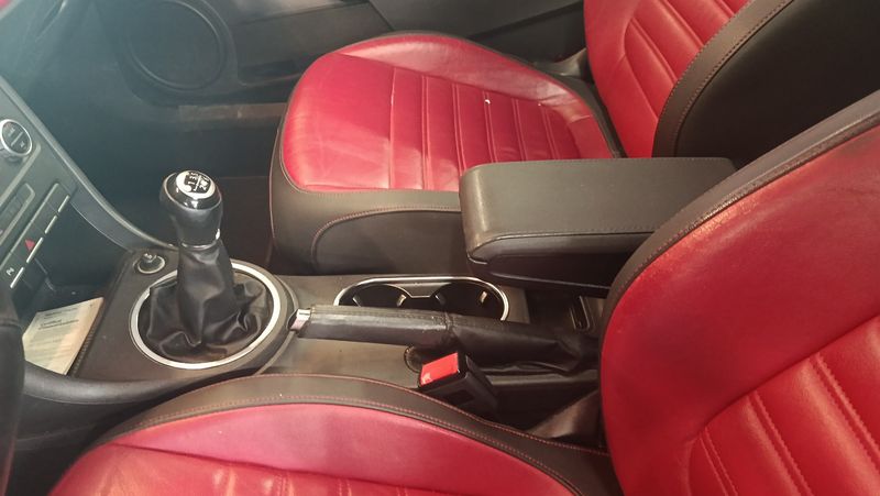 Volkswagen Beetle 2.0 TDI Fender Edition 2016 – снимка 26