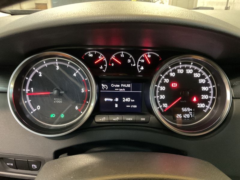 Peugeot 508 2.0 HDi Allure 2013 – снимка 4