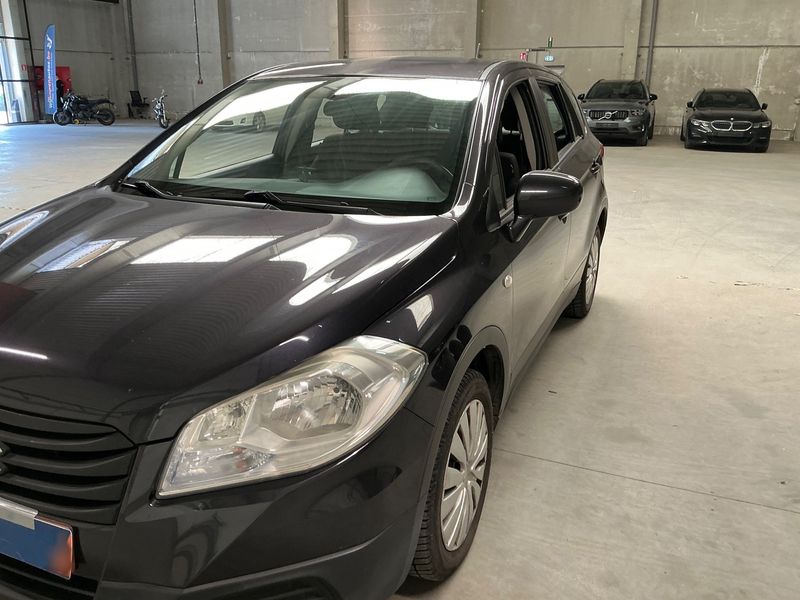 Suzuki SX4 1.6 DDiS Comfort 2014 – снимка 2