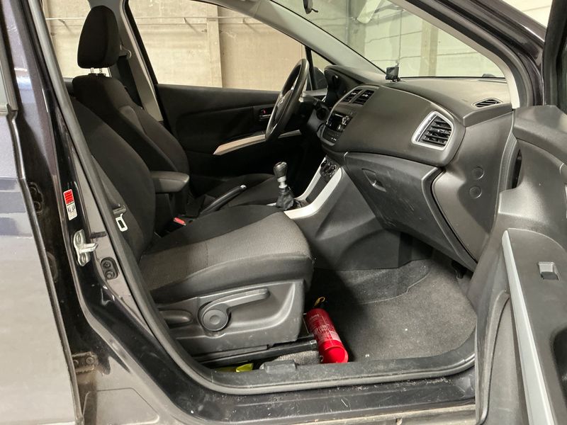 Suzuki SX4 1.6 DDiS Comfort 2014 – снимка 17