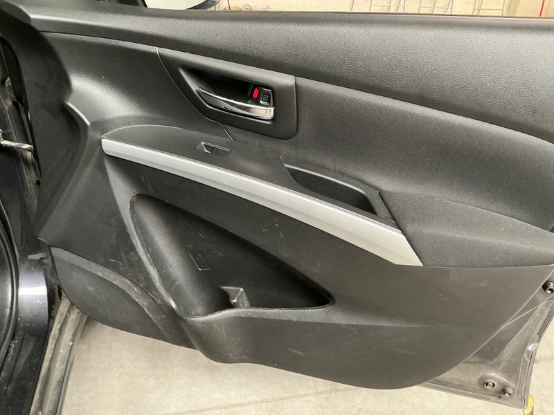 Suzuki SX4 1.6 DDiS Comfort 2014 – снимка 28