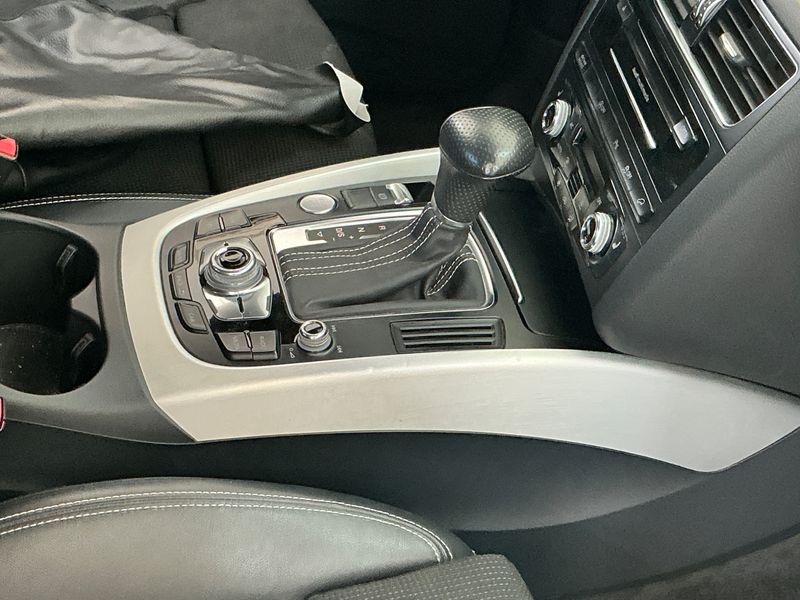 Audi Q5 2.0 TDI quattro 2013 – снимка 23