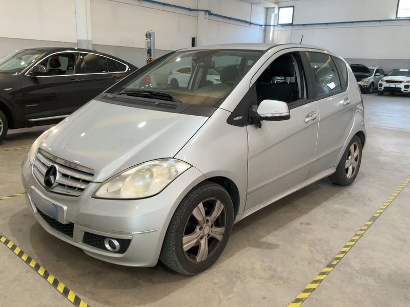 Mercedes-Benz A-Klasse A 160 Avantgarde 2010 – снимка 1