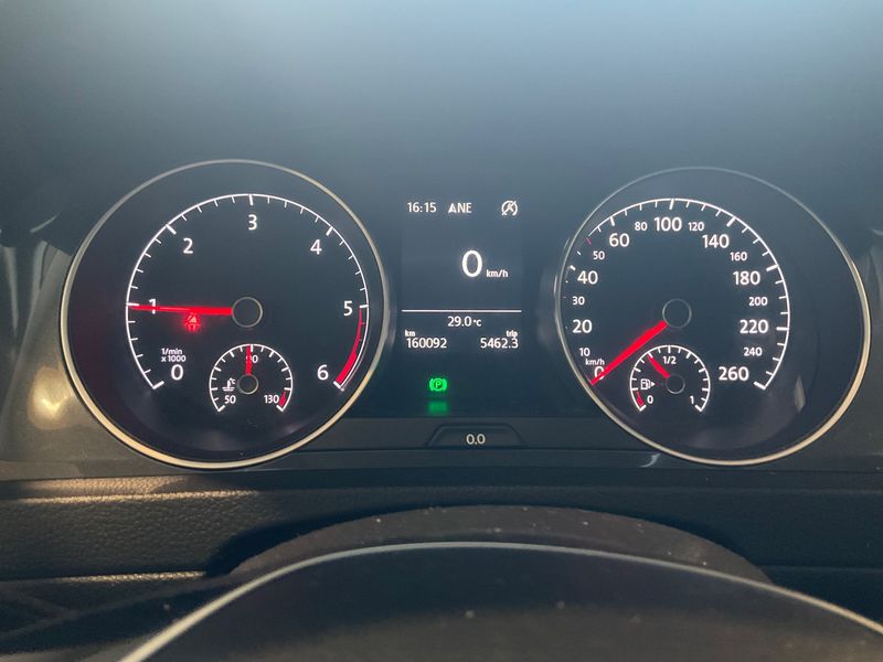 Volkswagen Golf VII 1.6 TDI Confortline Business BlueMotion Tech 2018 – снимка 18