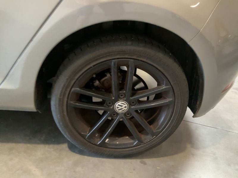 Volkswagen Golf VII 1.6 TDI Confortline Business BlueMotion Tech 2018 – снимка 5
