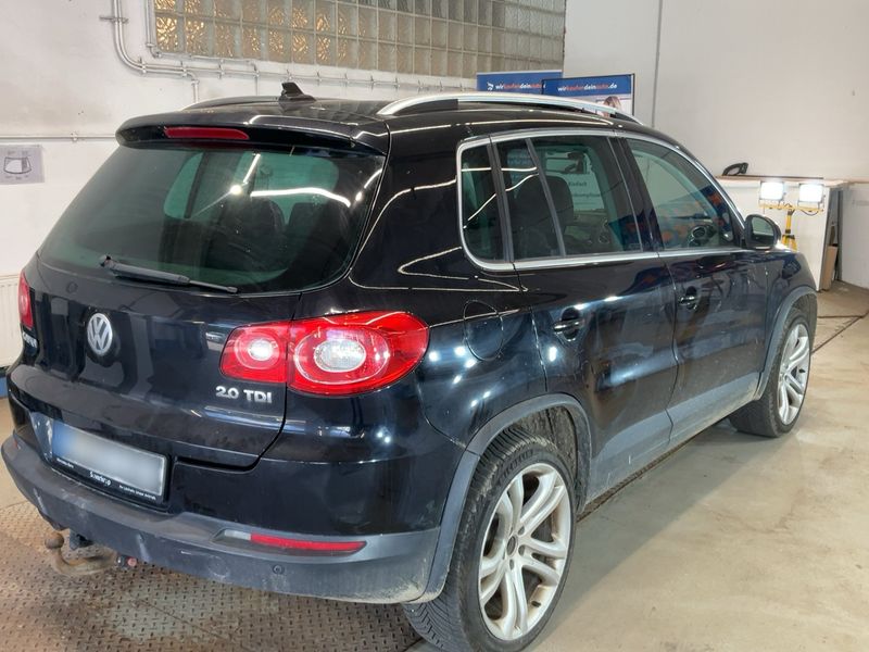 Volkswagen Tiguan 2.0 TDI Sport & Style 4Motion 2009 – снимка 8