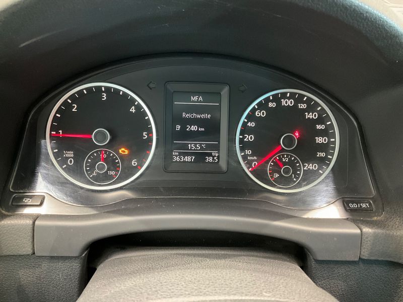 Volkswagen Tiguan 2.0 TDI Sport & Style 4Motion 2009 – снимка 18