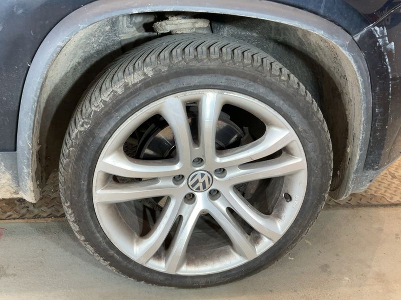 Volkswagen Tiguan 2.0 TDI Sport & Style 4Motion 2009 – снимка 11