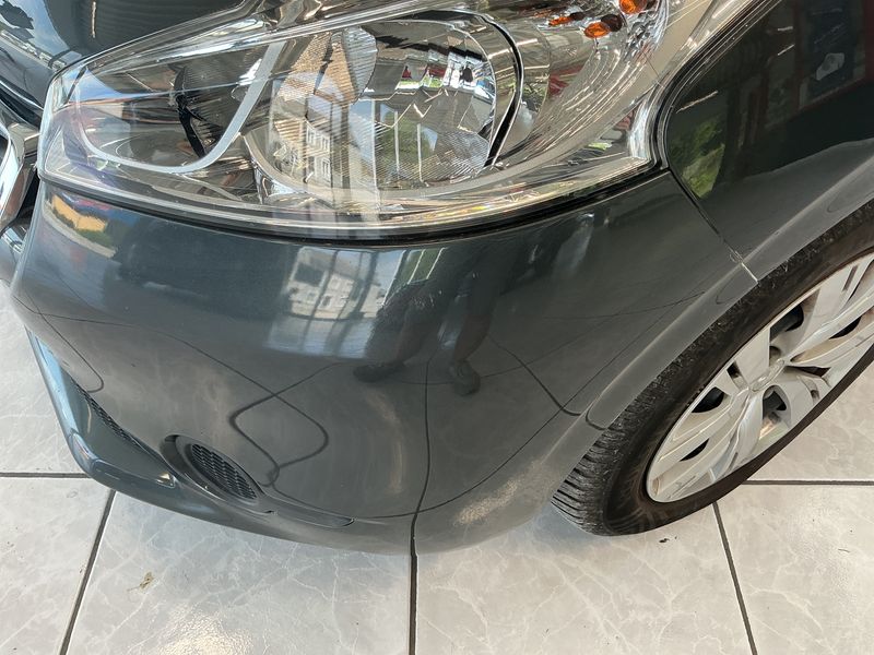 Peugeot 208 1.4 HDi Active 2014 – снимка 26