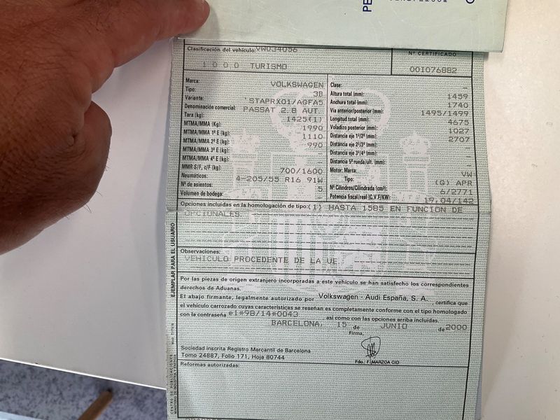 Volkswagen Passat 2.8 V6 Highline 4Motion 2000 – снимка 6