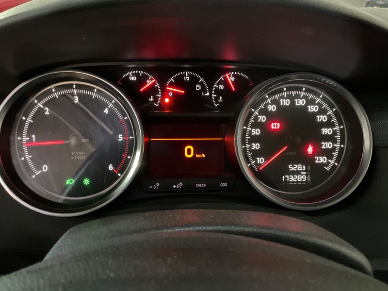 Peugeot 508 2.0 HDi Active 2011 – снимка 18