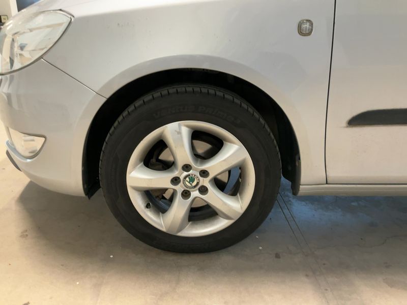 Skoda Fabia 1.2 TSI Elegance 2012 – снимка 3