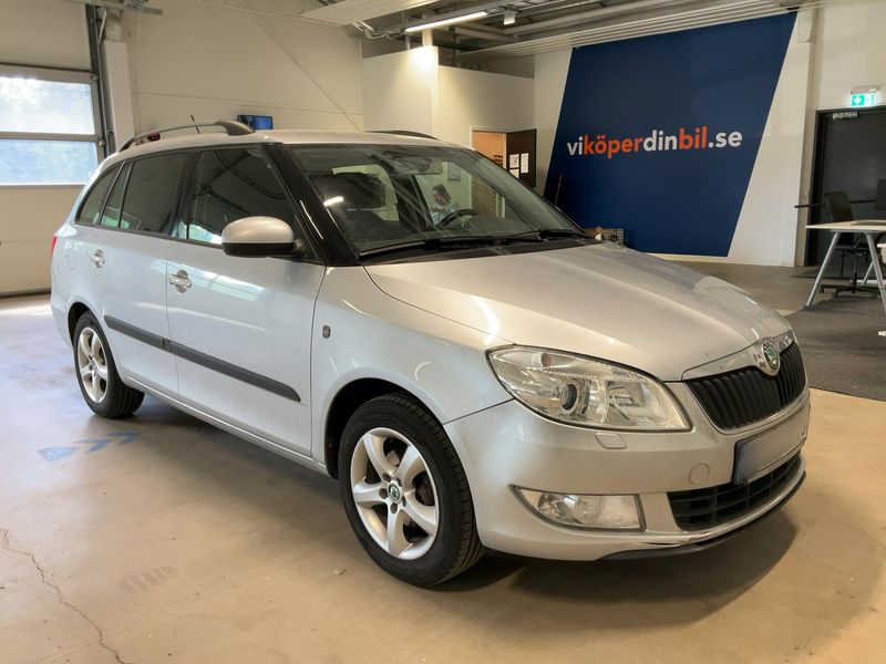 Skoda Fabia 1.2 TSI Elegance 2012 – снимка 12