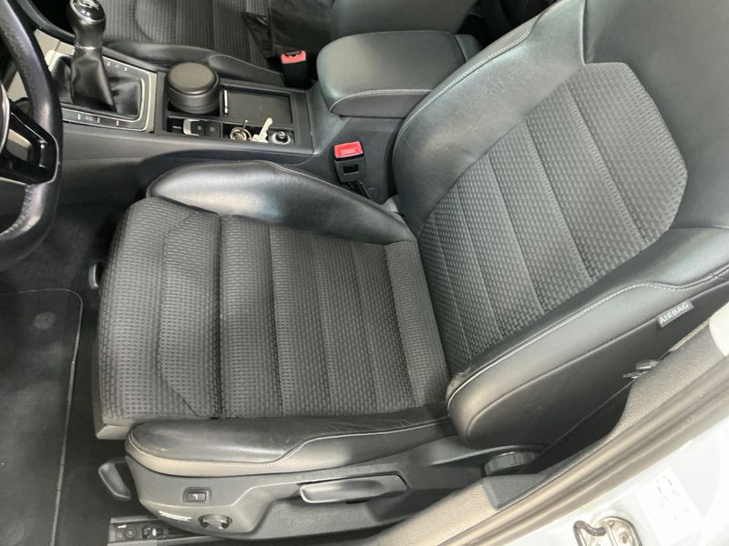 Volkswagen Golf VII 1.4 TSI ACT Highline BlueMotion Tech 2012 – снимка 28