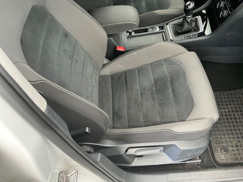 Volkswagen Golf VII 2.0 TDI Highline BlueMotion Tech 2015 – снимка 35