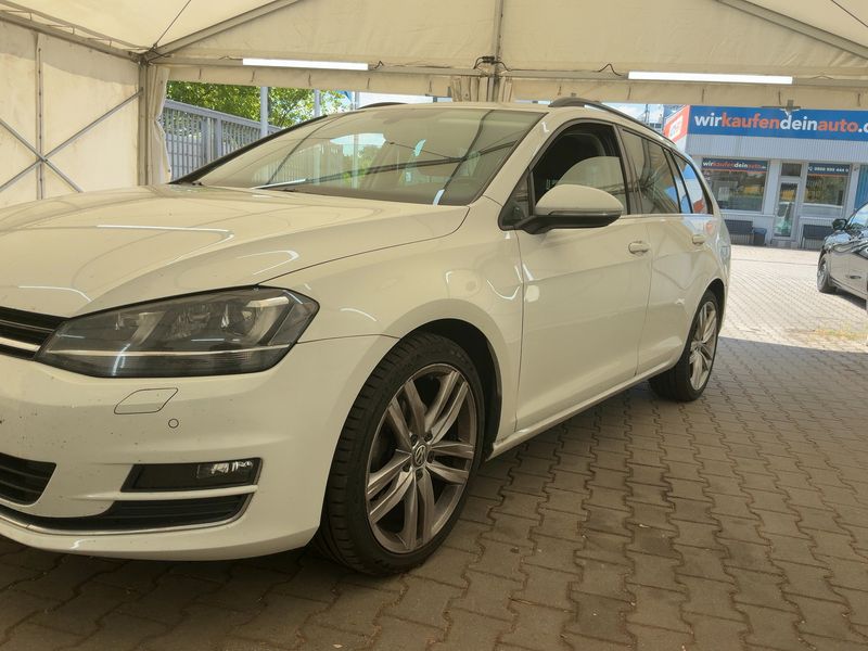 Volkswagen Golf VII 2.0 TDI Highline BlueMotion Tech 2015 – снимка 2